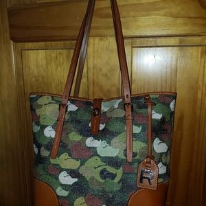 Robertson collection Dover Tote